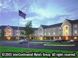 Candlewood Suites Wichita-Airport