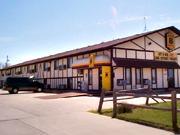 Super 8 Motel - Mcpherson